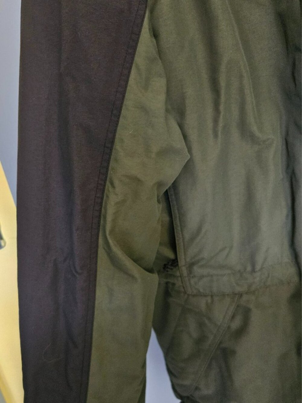 L.L.Bean Thinsulate Lite Loft Hooded Parka Jacket XL Green Black Winter Coat - Picture 5 of 16
